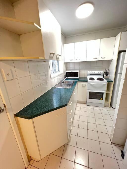 Samuel Grove Apartment โกลด์โคสต์ ภายนอก รูปภาพ